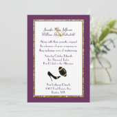 Plum, zwart en goud Football huwelijksuitnodiging Kaart (Staand voorkant)