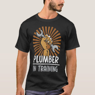 Plumber in trainingspijpleiding Loodgietersbuizen T-shirt