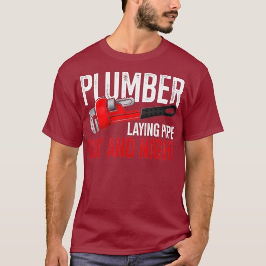Plumber Laying Pipe Plumber Plumbing Outfit T-shirt (Voorkant)
