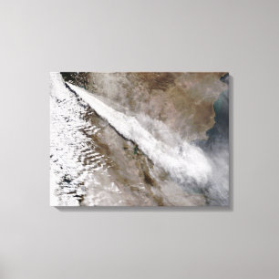 Plume uit de uitbarsting van Chaiten vulcano, Chil Canvas Afdruk