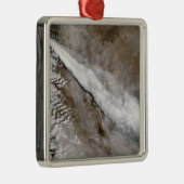 Plume uit de uitbarsting van Chaiten vulcano, Chil Metalen Ornament (Rechts)