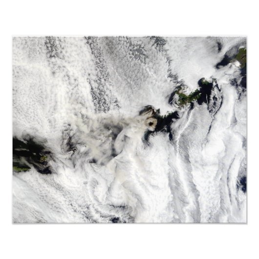 Plume uit Okmok Volcano, Aleutian Islands Foto Afdruk (Voorkant)