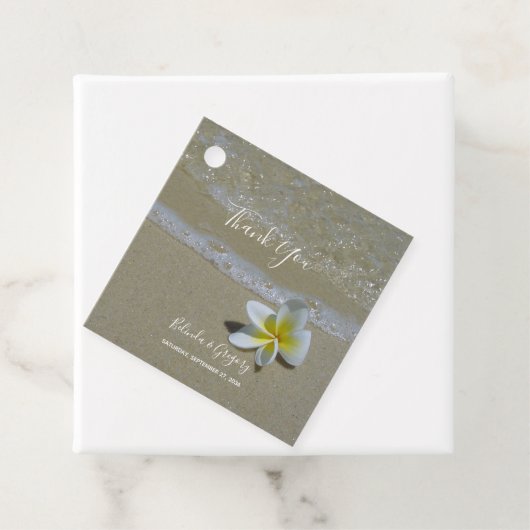 Plumeria Frangipani over zand bruiloft Bedankjes Labels (In situ)