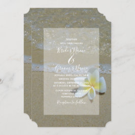 Plumeria Frangipani over zand-bruiloft Kaart