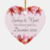 Plumeria Hawaiian Heart First Kerstgehuwd Keramisch Ornament (Voorkant)
