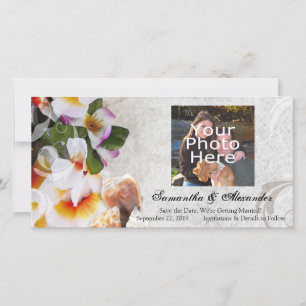 Plumeria Orchidee Lei in Zand Fotokaart Save The Date