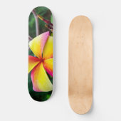 Plumeria rubra persoonlijk skateboard (Voorkant)