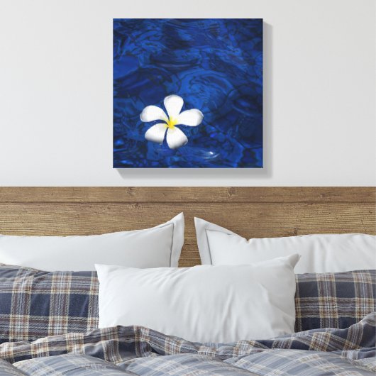 Plumeria witte bloem bloemenpatroon canvas afdruk (Insitu (Slaapkamer))