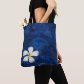 Plumeria witte bloem bloemenpatroon tote bag (Dichtbij)