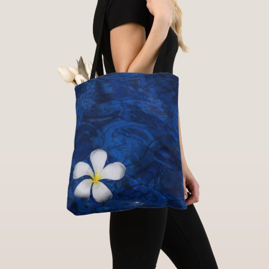 Plumeria witte bloem bloemenpatroon tote bag (Dichtbij)