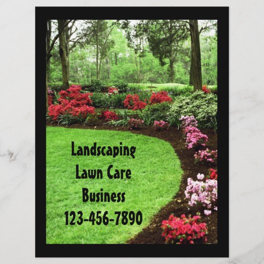 Plush Green Landscape Lawn Care Business Flyer (Voorkant)