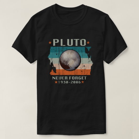 Pluto Never Forget 1930-2006 T-shirt (Design voorkant)