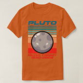 Pluto Never Forget 1930-2006 T-shirt (Design voorkant)