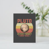 pluto NEVER FORGET Briefkaart (Staand voorkant)