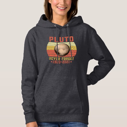 pluto NEVER FORGET Hoodie (Voorkant)