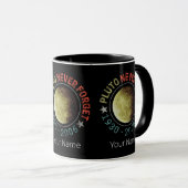 Pluto Nooit vergeten 1930-2006 Planet Retro Mok (Voorkant rechts)