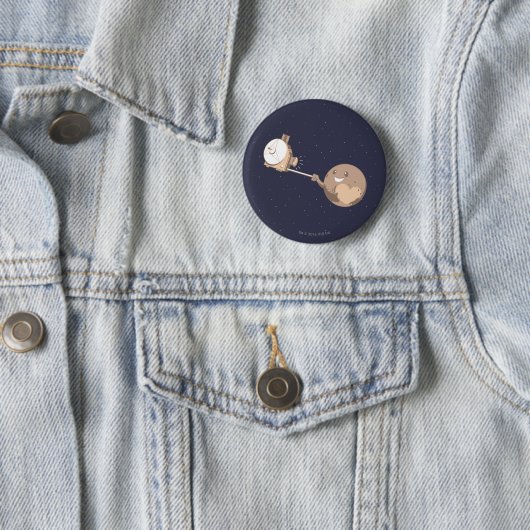 Pluto Selfie Ronde Button 5,7 Cm (In situ)