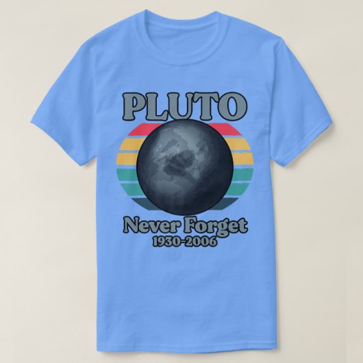 Pluto vergeet nooit 1930-2006 t-shirt (Design voorkant)