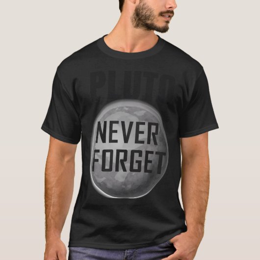 Pluto vergeet nooit 1930 - 2006 t-shirt (Voorkant)