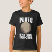Pluto vergeet nooit cadeau t-shirt (Voorkant)