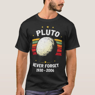 Pluto vergeet nooit  eerbetoon t-shirt