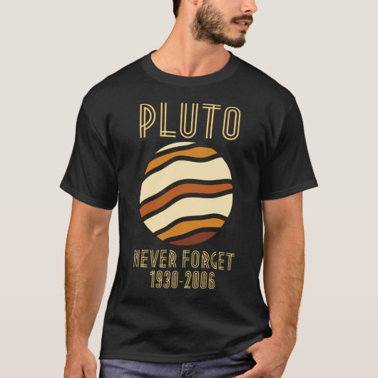 Pluto vergeet nooit t-shirt (Voorkant)