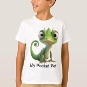 Pocket Dino-Lizard – Schattige reptiel T-shirt voo (Voorkant)