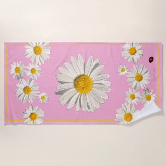 Pocket full of daisies beach towel.  strandlaken (Voorkant)