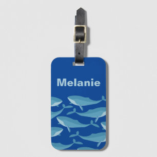Pod of Whales Zwemmen Donkerblauw Gepersonaliseerd Bagagelabel