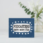 Podcasters hebben meer Briefkaart (Staand voorkant)