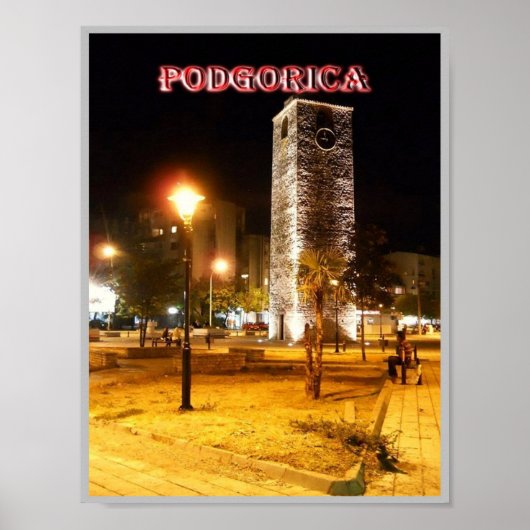 Podgorica - Montenegro - De klok 's nachts Poster (Voorkant)