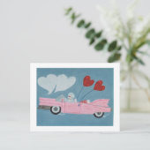 Poedel in Roze Cabriolet Briefkaart (Staand voorkant)