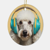 Poedel met hoofdtelefoon keramisch ornament (Links)