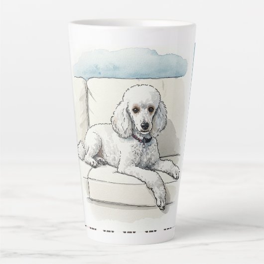 Poedel op een bank en hond Print Achtergrond Latte Mok (Voorkant)