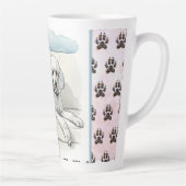 Poedel op een bank en hond Print Achtergrond Latte Mok (Rechts)