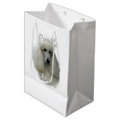 Poedel (wht) Mam 2 Medium Cadeauzakje (Voorkant Gekanteld)