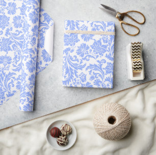 Poeder Blauw en Wit Bloemen Damast Cadeaupapier