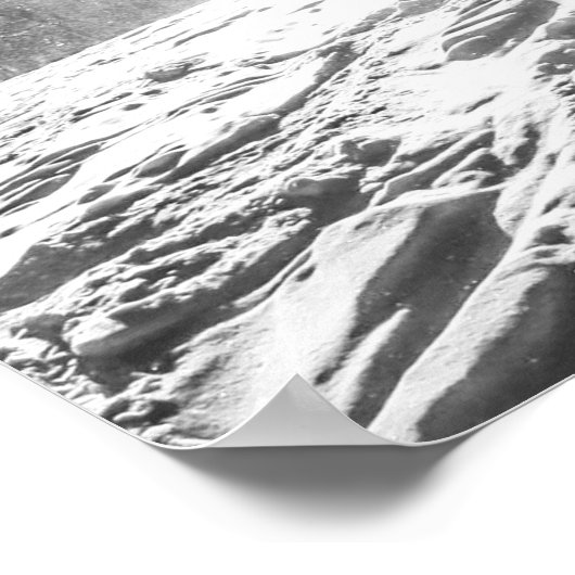 Poeder op de heuvel // Zwart-wit Poster (Hoek)