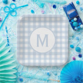 Poederblauw Gingham Patroon Monogram Papieren Bordje (Feest)