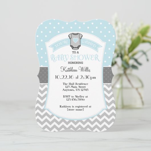 Poederblauw Polka Dot Chevron Baby shower Uitnodig Kaart (Staand voorkant)