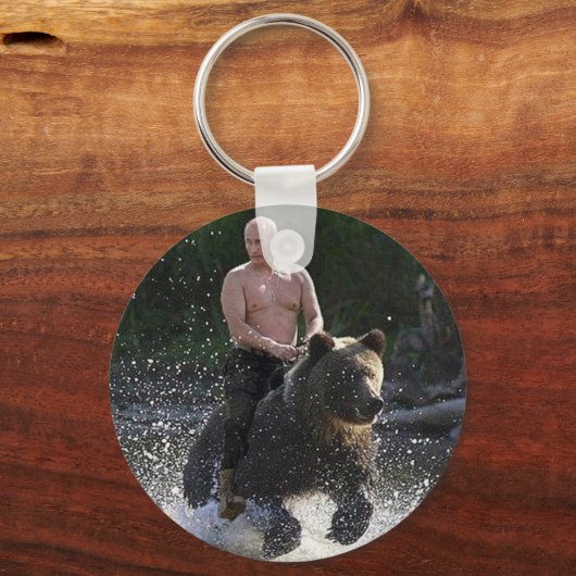 Poetin rijdt een beer! sleutelhanger (Voorkant)
