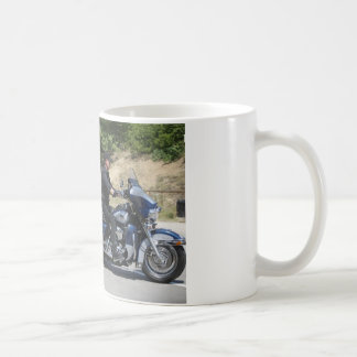 Poetin rijdt een Trike! Koffiemok
