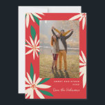 Poinsettias Kerstfoto Verticaal Feestdagenkaart<br><div class="desc">Aanpassen met uw groet of bericht voor de feestdagen. Origineel lijst van Becky Nimoy. Voeg een foto op de achterkant of een bericht toe. Patroon kan indien gewenst worden verwijderd</div>