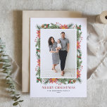 Poinsettias Pine Needles met kerstfoto Feestdagen Kaart<br><div class="desc">Vrolijk kerstfeest! Verstuur je vakantiewensen en groeten naar familie en vrienden met deze aanpasbare florale kerstfotokaart. Het bevat een lijst van de waterverf van pineconen,  dennenaalden,  hollies,  bessen en poinsettia. Personaliseer door namen,  bericht en een verticale foto toe te voegen. Deze  kerstkaart is ook beschikbaar in andere kartonnen dozen.</div>