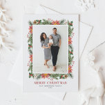 Poinsettias Pine Needles met kerstfoto Feestdagenkaart<br><div class="desc">Vrolijk kerstfeest! Verstuur je vakantiewensen en groeten naar familie en vrienden met dit aanpasbare briefkaart met de florale kerstfoto. Het bevat een lijst van de waterverf van pineconen, dennenaalden, hollies, bessen en poinsettia. Personaliseer door namen, bericht en een verticale foto toe te voegen. Dit briefkaart voor kerstfoto's is beschikbaar in...</div>