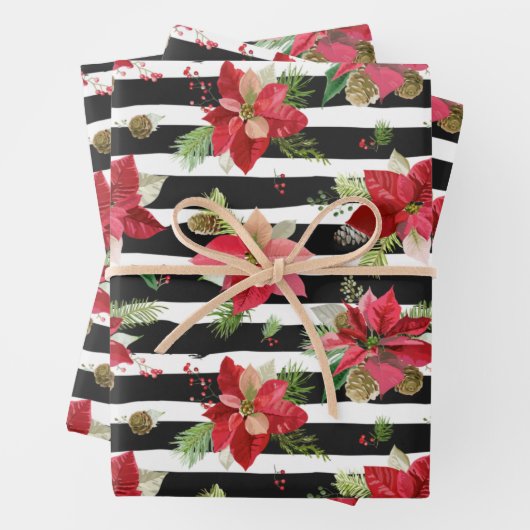 Poinsettias, zwarte strippaart met kerstbeker inpakpapier vel (In situ)
