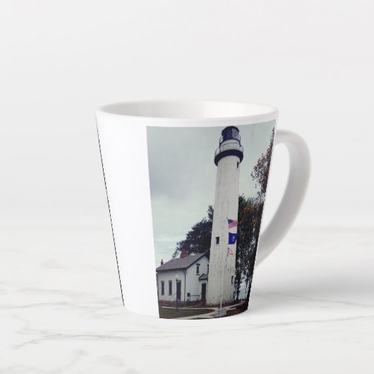 Pointe Aux Barques Lighthouse op een mok koffie (Rechterhoek)