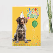 Pointerhond in een feesthoed op gele verjaardag kaart (Voorkant)
