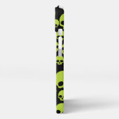 Poison Green Random Skulls Pattern iPhone Hoesje (Linkerkant)