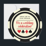 Poker Chip Black of White Las Vegas Wedding Kaart<br><div class="desc">Daag je gasten door hen deze zwarte en griezelige,  gebroken witte pokerchips trouwuitnodigingen te sturen. Ze wachten vol ongeduld om bij je te zijn op deze leuke bruiloft.</div>